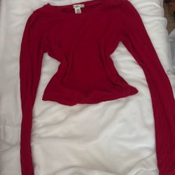 Red long sleeve fitted shirt
