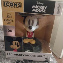  Disney Mickey Mouse Light Ups, Collectable 