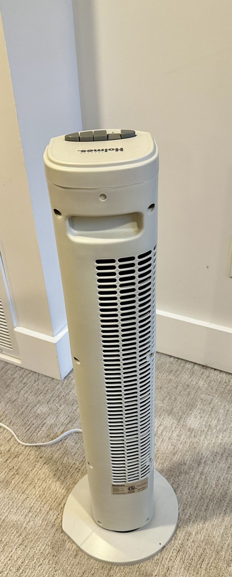Holmes 3-Speed Tower Fan – Great Condition – Works Perfectly