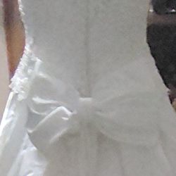 Used Wedding Gown