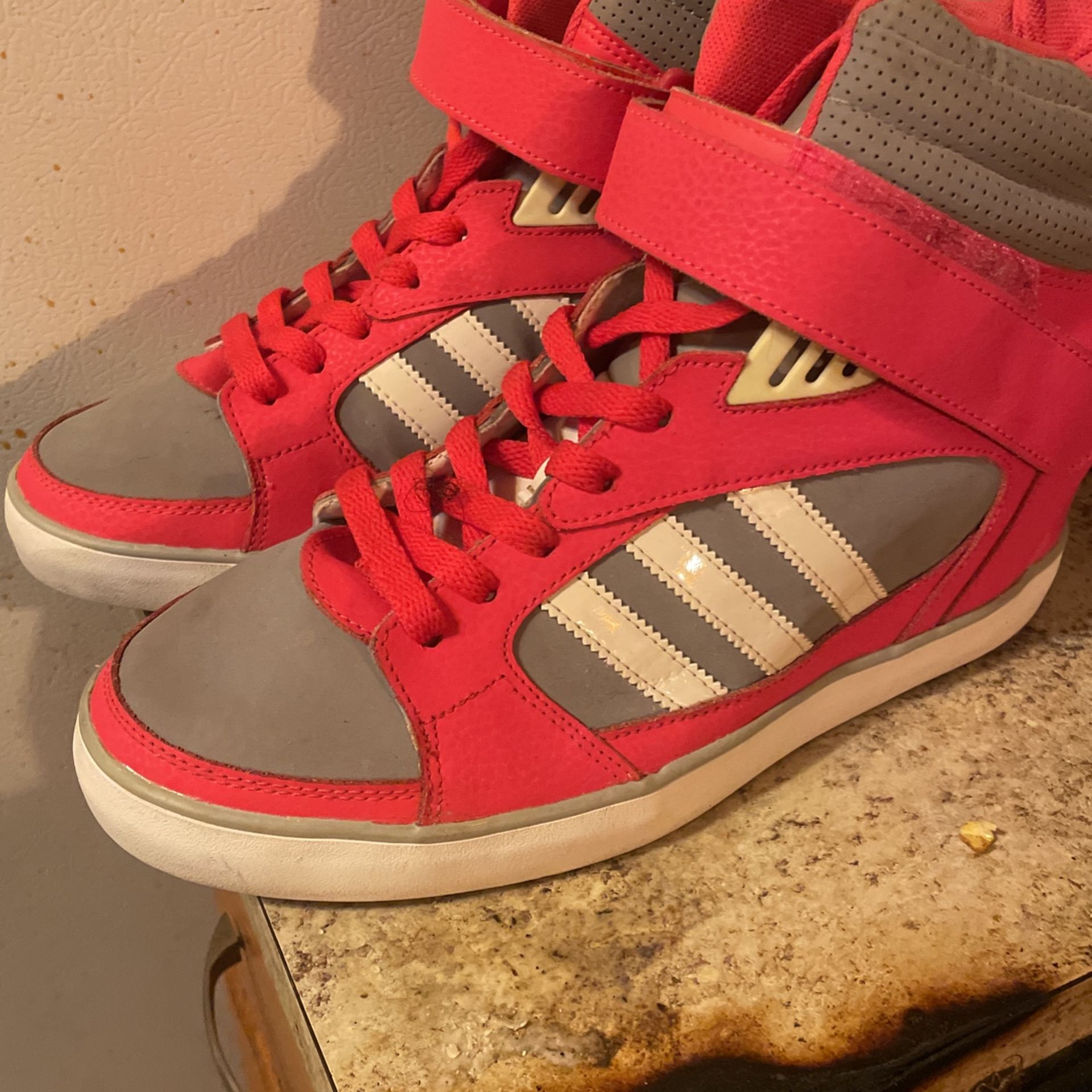 Adidas pink high top size 11