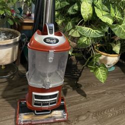 Shark Vacuum 
