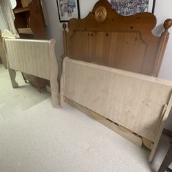 Headboards Different Varieties