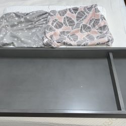 Changing Pad Holder, Changing Pad & 2 Changing Pad Covers