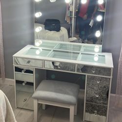 Vanity 