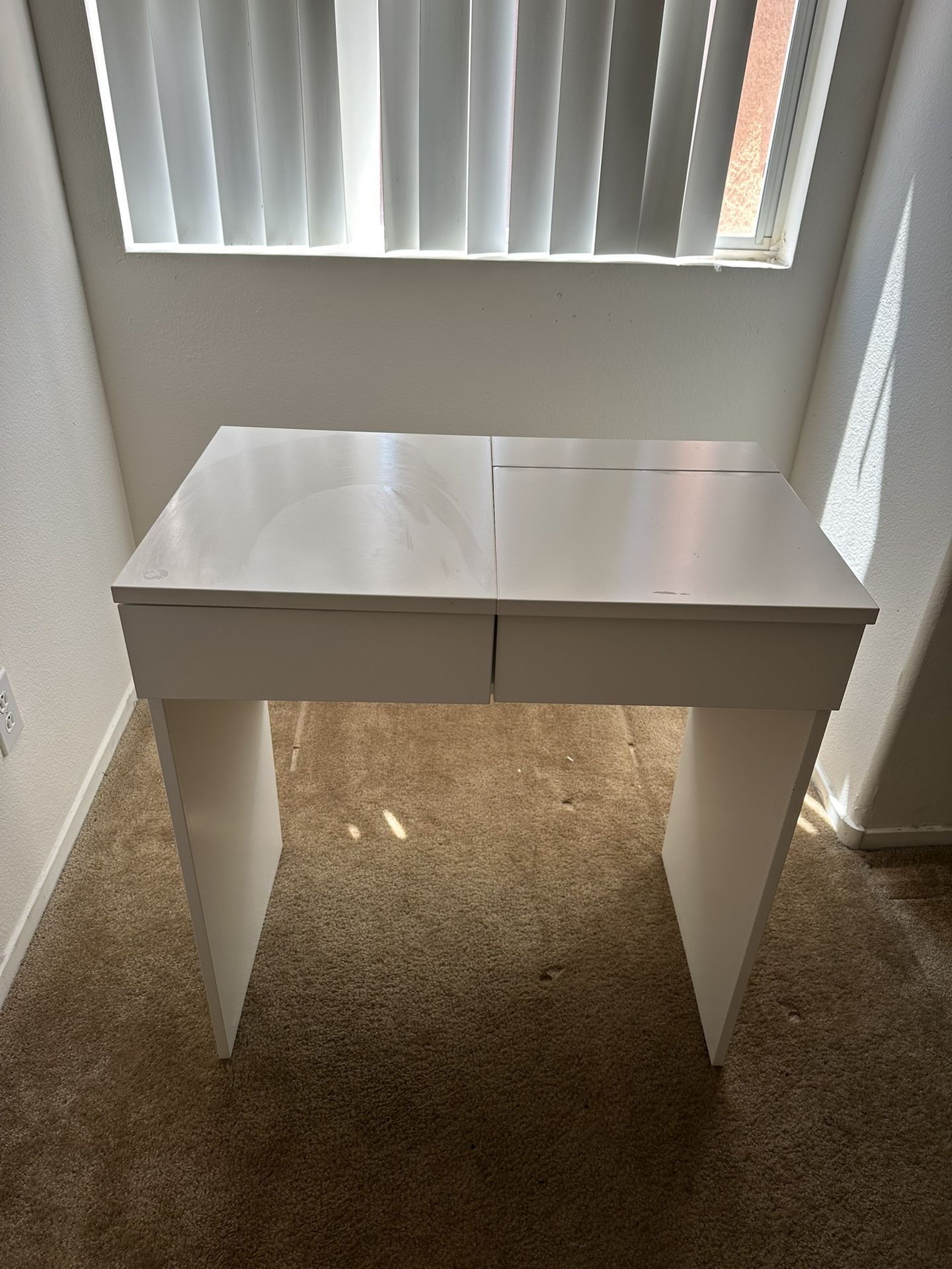 Vanity Desk
