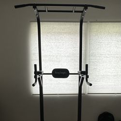  Power Tower, Pull Up Bar Dip Station/Stand 