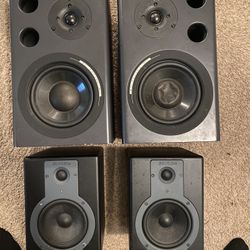 Studio Monitors 