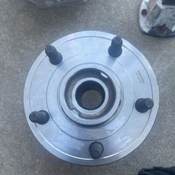 Rear Wheel Bearing and Hub Assembly 