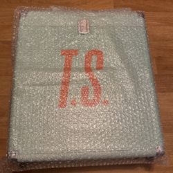 Taylor Swift The Life of a Showgirl Vinyl Case