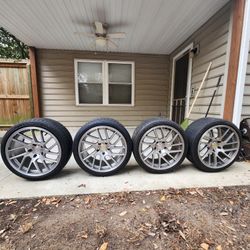 18x9.5 Artista Wheels With Lexani Tires 