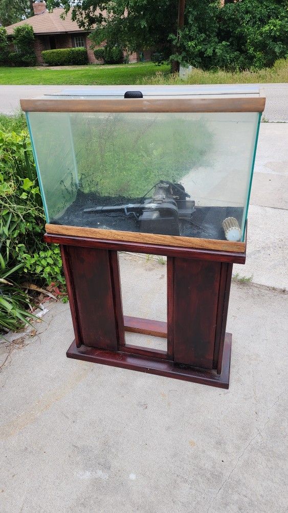 28 Gallon Fish Tank With Stand 