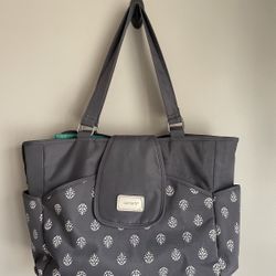 Carter’s Baby Diaper Bag Travel Tote Lots Of Storage 