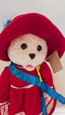 Chantilly Lane Betsy Patriotic Bear 19". Singing Bear