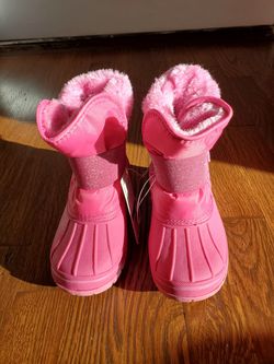 Girls size 10 snow/winter boots