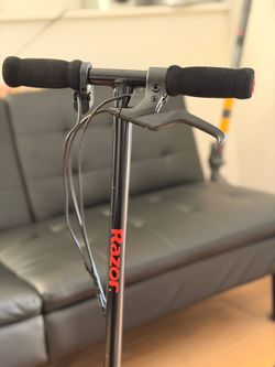 Kids Razor Electric Scooter (Factory charger included)