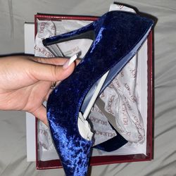Blue Velvet Heels Size 8 !!