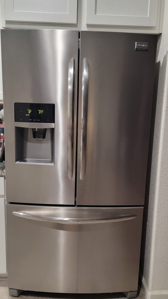 Frigidaire Refrigerator