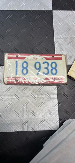 Auto plates 1776 anniversary