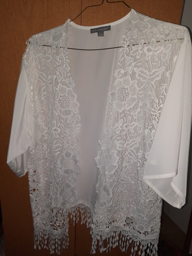 NEW Beautiful Ivory Or Black Lace Crochet