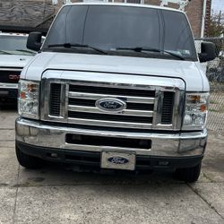 2012 Ford E-250
