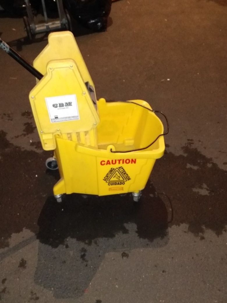 New Mop Bucket
