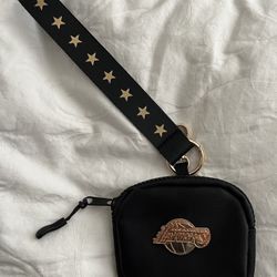 Lakers Pouch