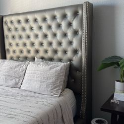 Queen Bed Frame 