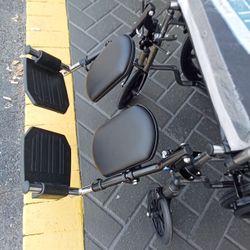 Proline Deluxe Chair With Wheels And Accessories Brand New $60 Cushion Pad Brand New