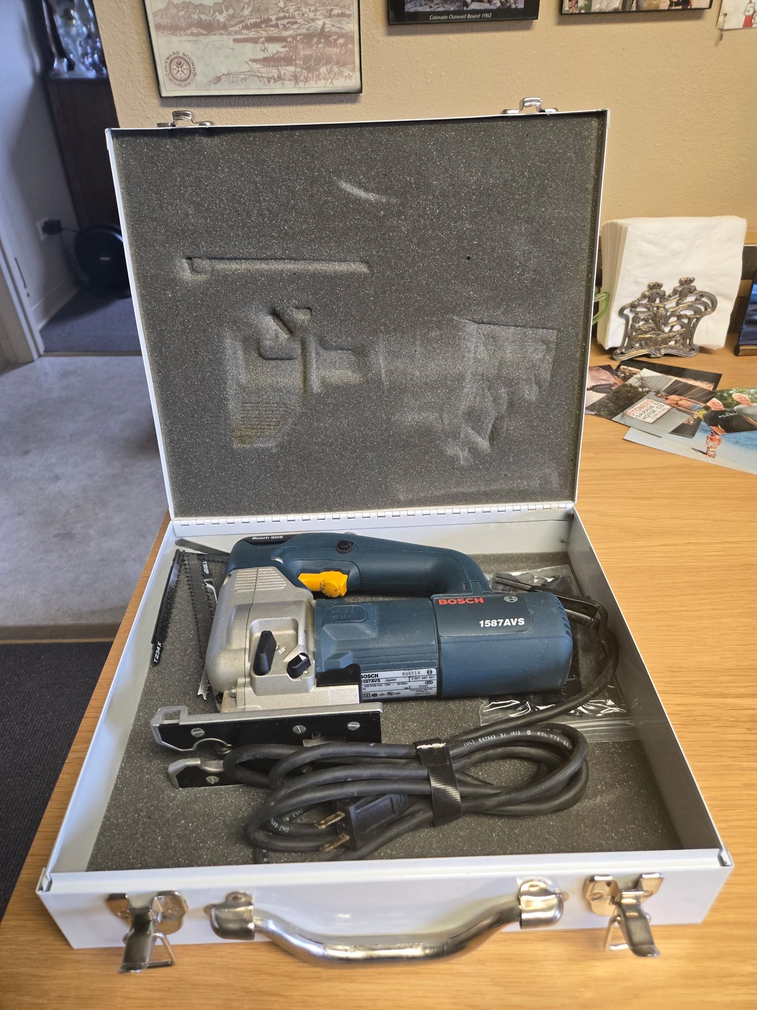 Bosch Jigsaw 1587AVS New 