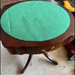Wood game table w/green felt top and drawer