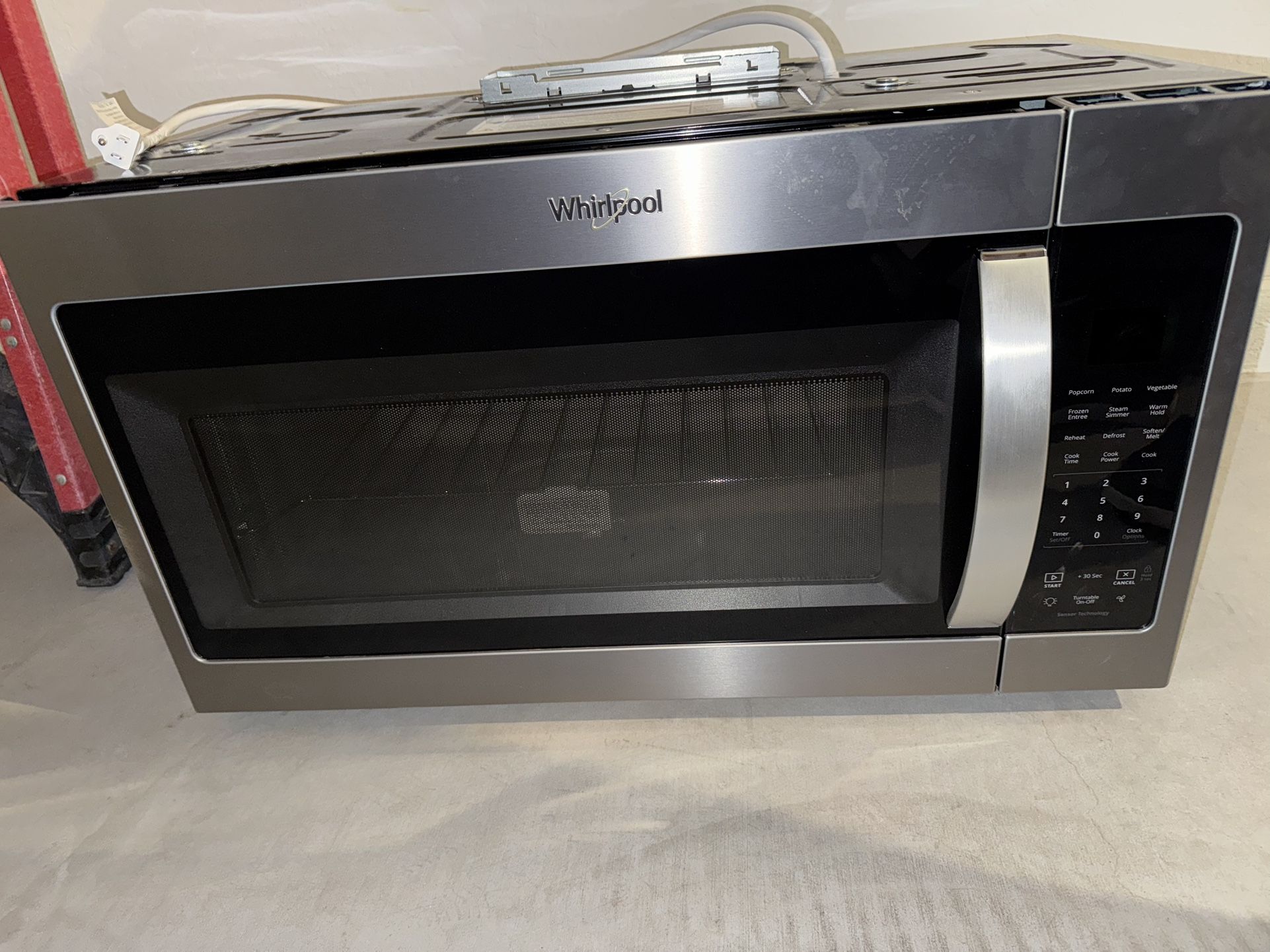 Never Been Used Microwave.