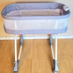 SIMMONS Baby Bassinet With Sounds/Music