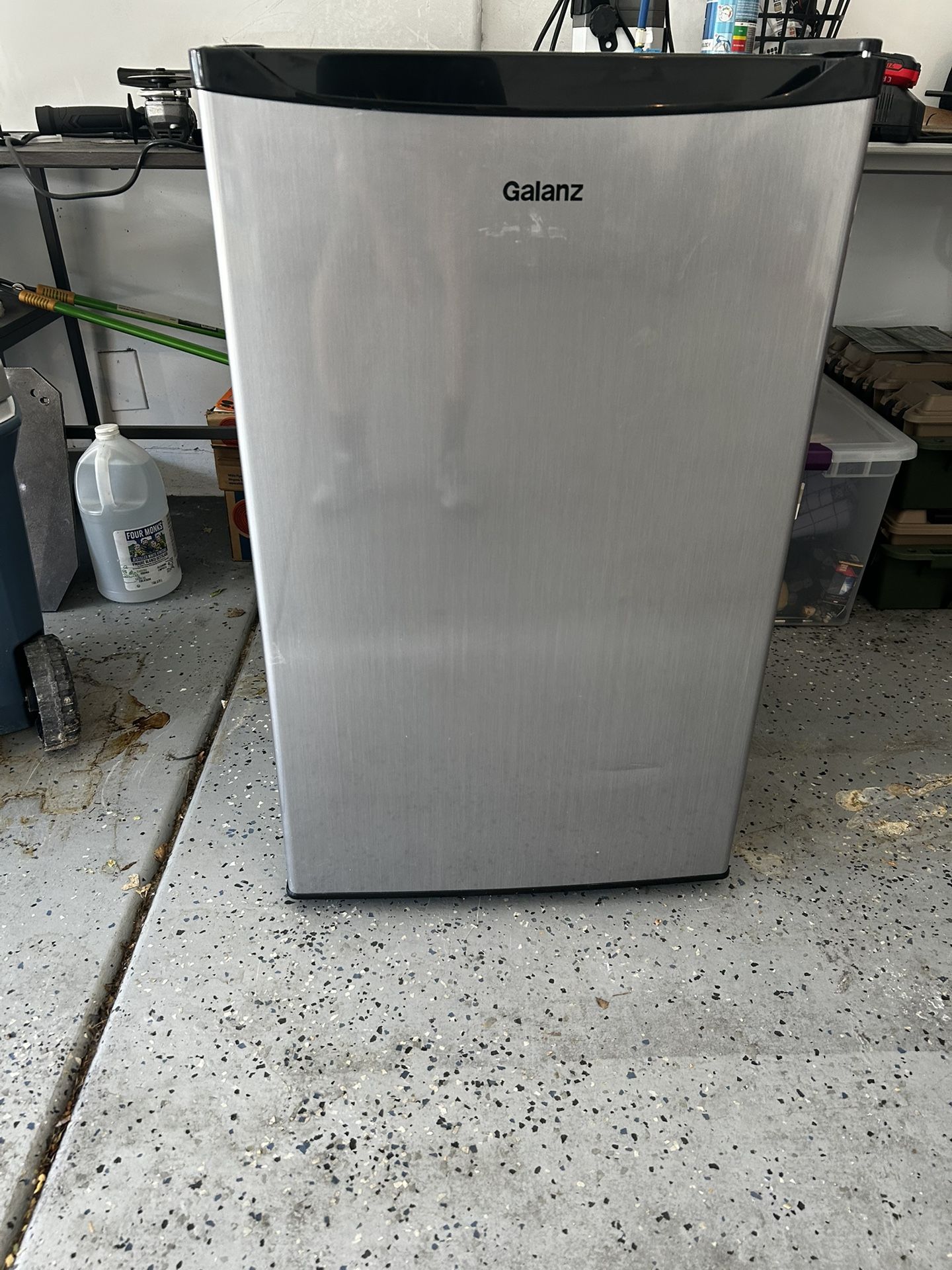 Galanz Mini Fridge