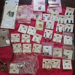 Earrings Lot.  Only $8!! 