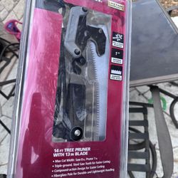 Husky 14 Foot Pruner