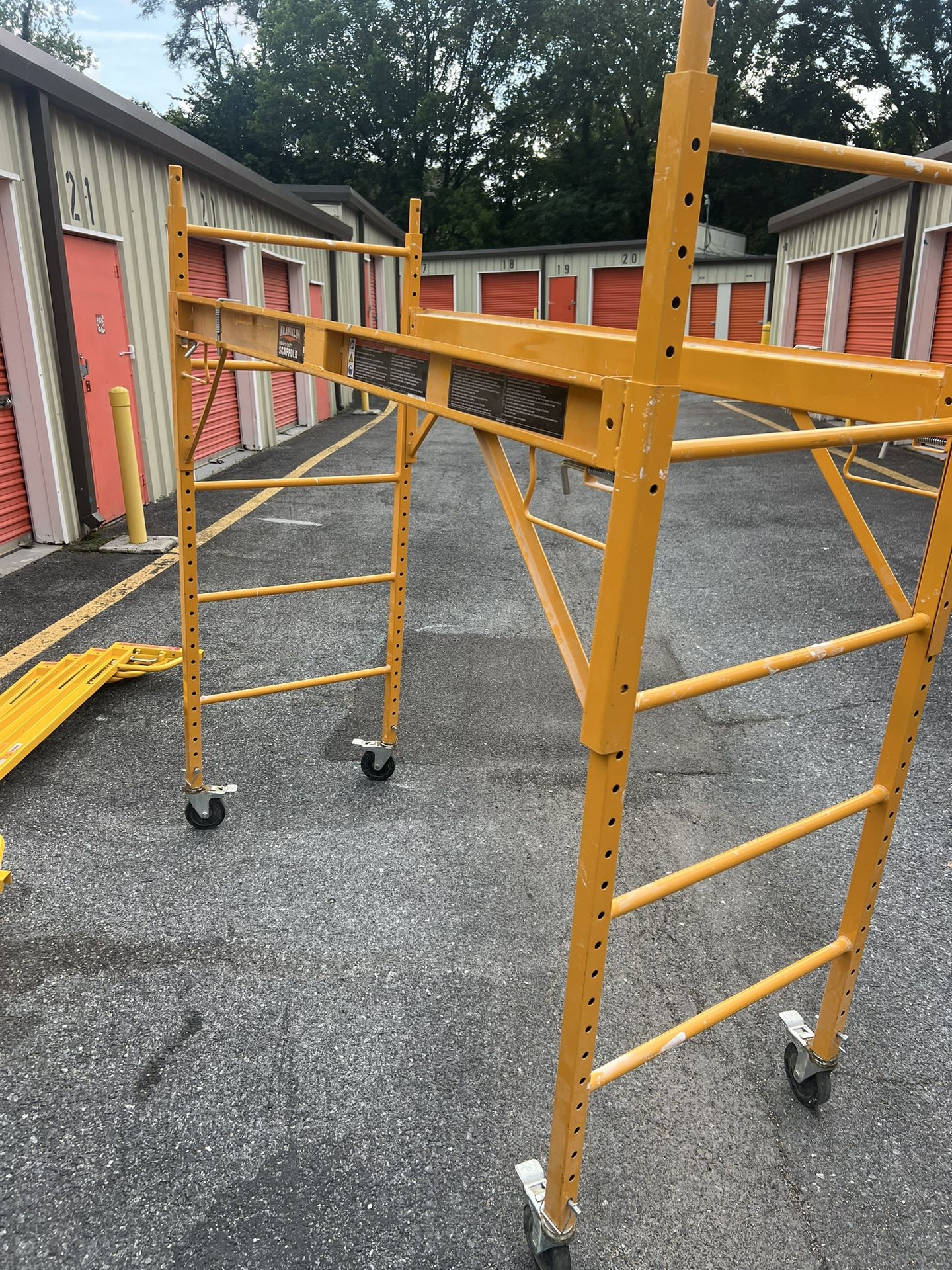 Franklin/metaltech SCARFFOLD (contact info removed)lbs extender to 6ft to 18ft Platform, Bakers Scaffold Ladder