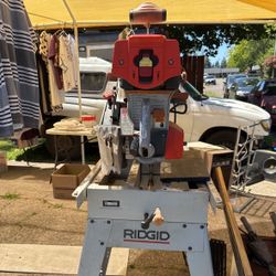 Miter Table Saw 