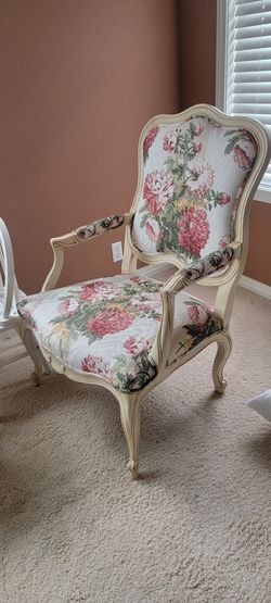 Vintage Ethan Allen French Louis XV Style Armchair