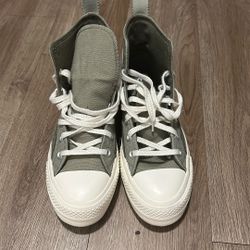 Size 7 Platform Embroidered Green Converse/ Chuck Taylor