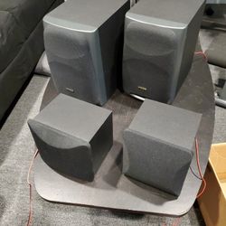 KOSS  Speakers  4