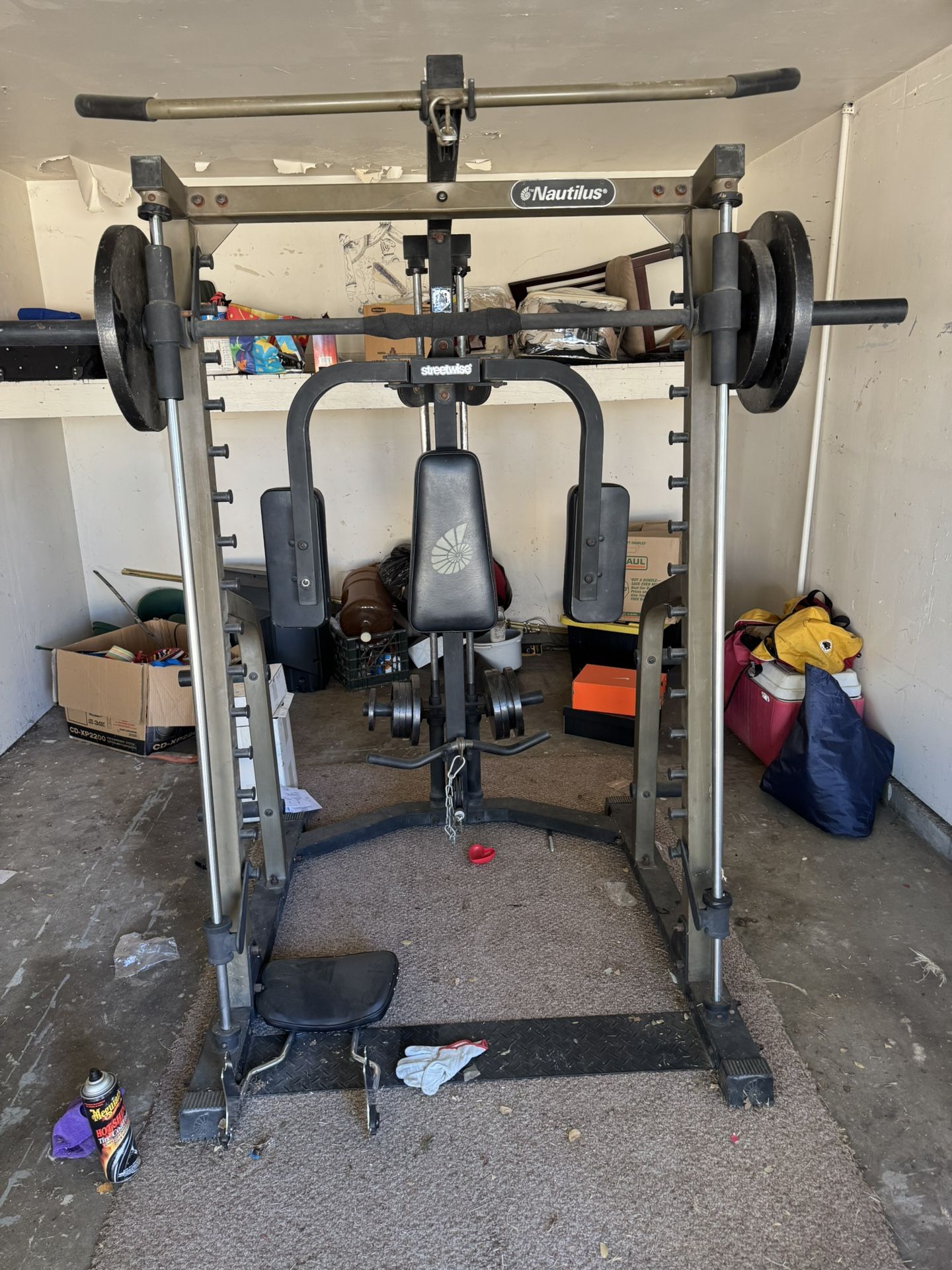 Nautilus Workout Machine