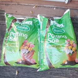Scotts Hyponex Potting Soil 2 Bags 1cu Ft Each New Unopened
