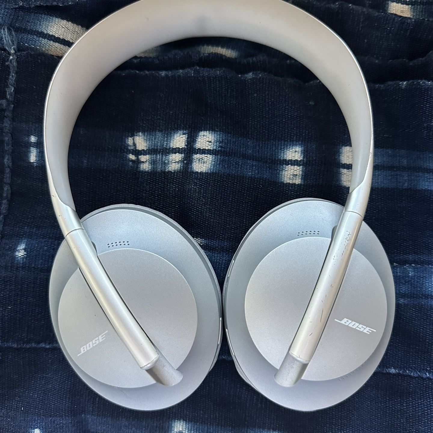 Bose Noise Canceling Headphones 700