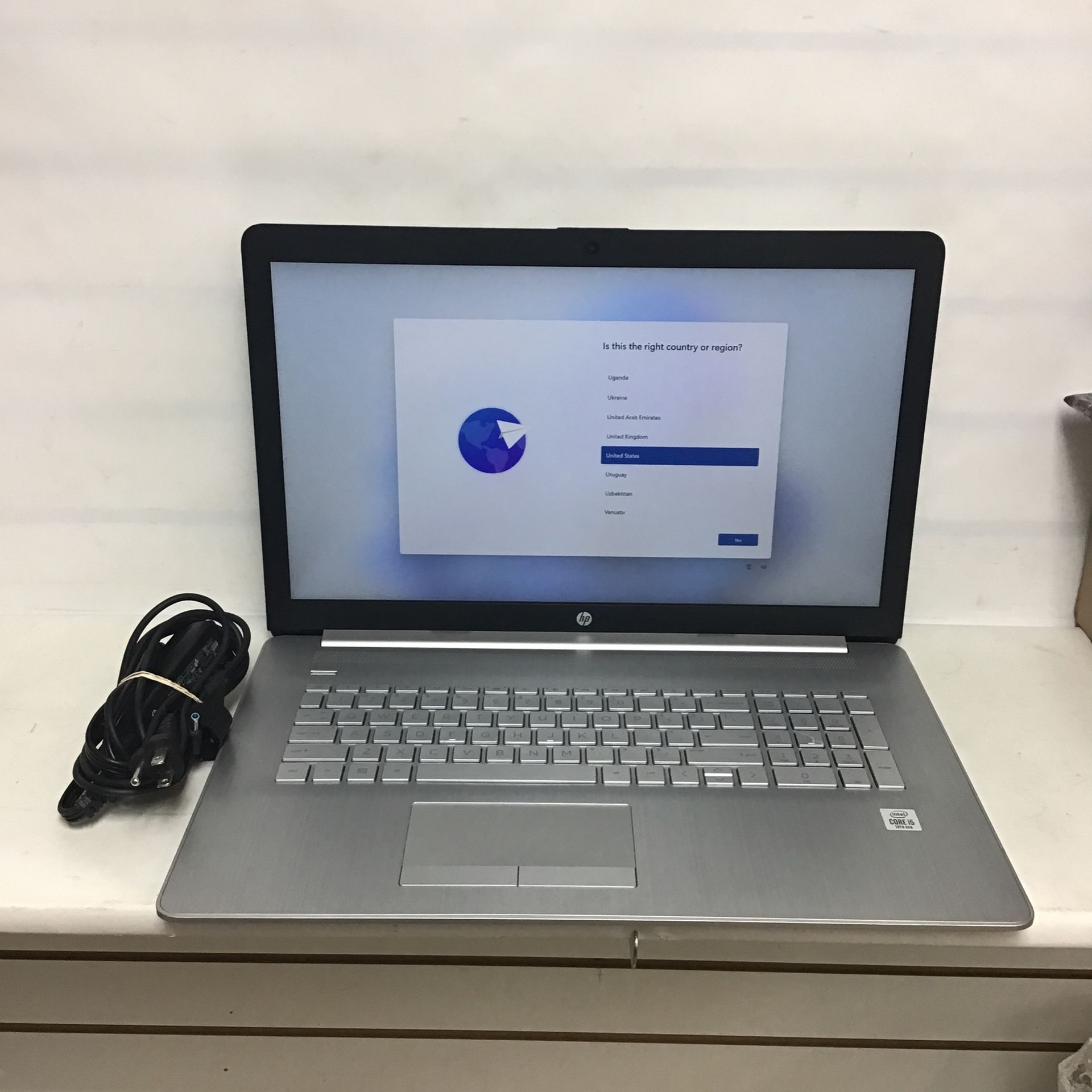 Hp Notebook Laptop I5 12gb Ram 1tb HP Pavilion 17 BY3053CL Laptop