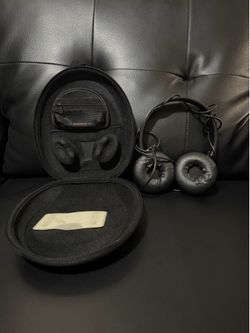 Bose Case with Headphones