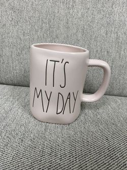 Rae Dunn “It’s My Day” Mug