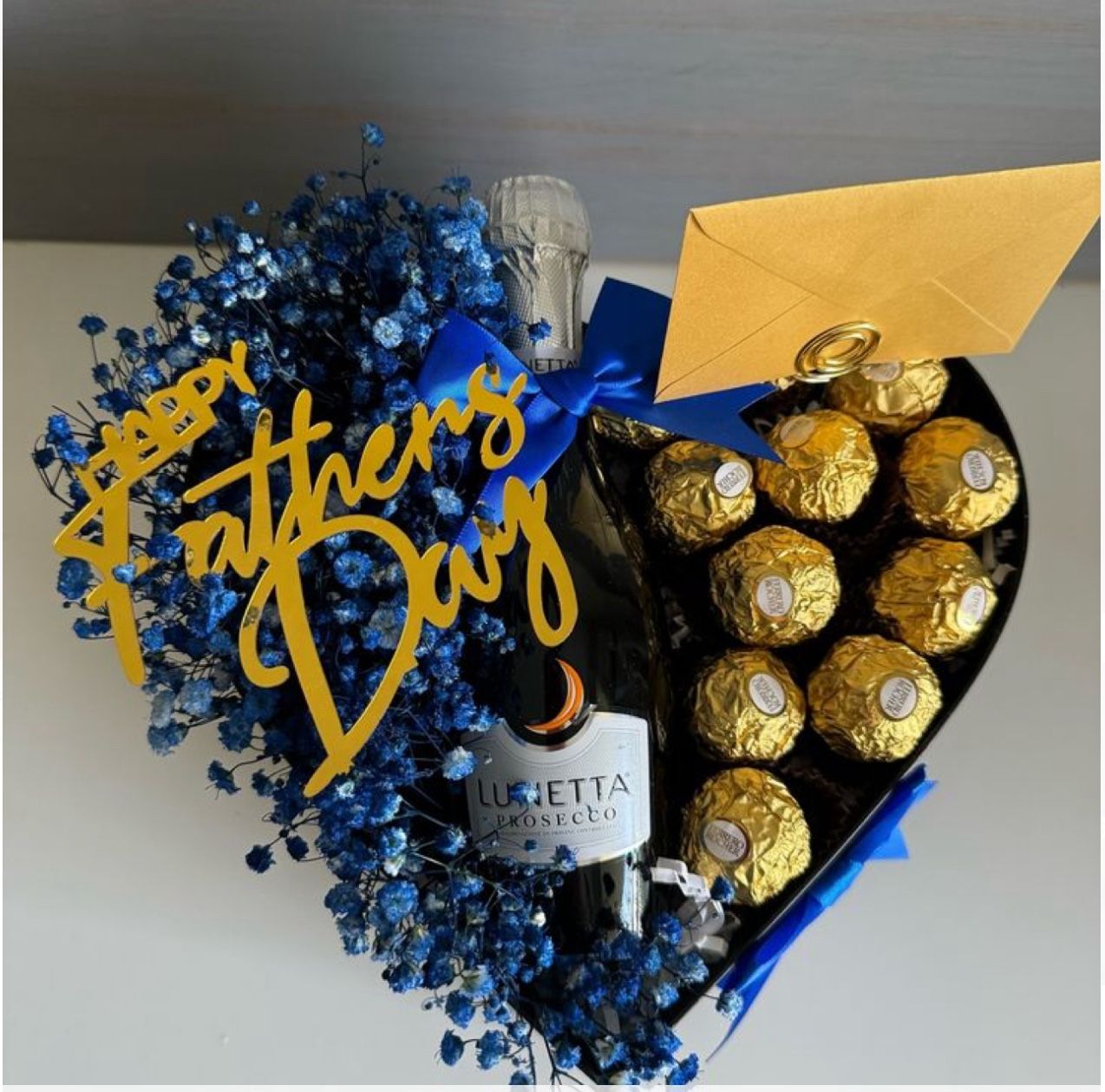 beautiful details for dad💙