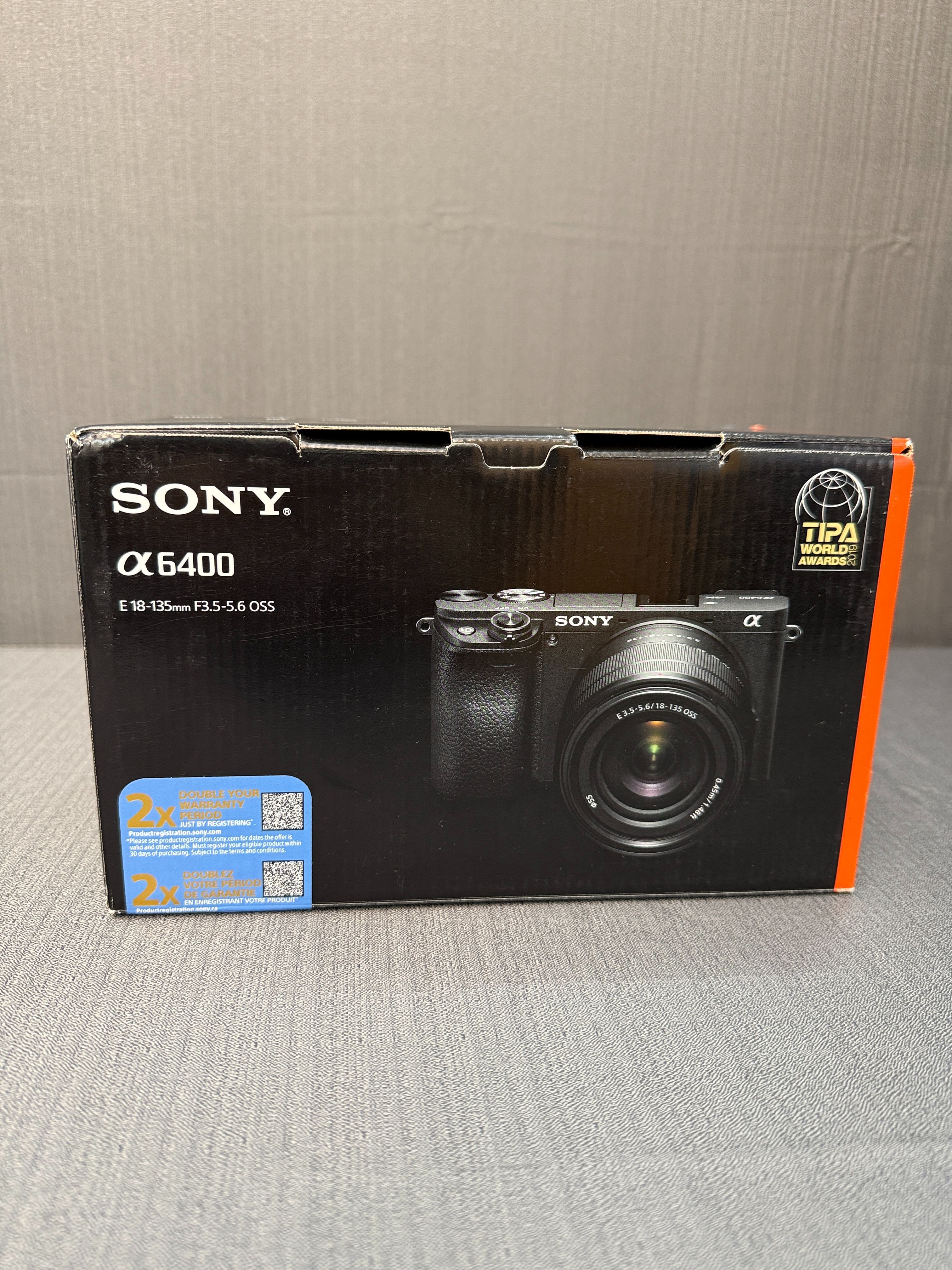 Sony a6400 Mirrorless Camera with 18 135mm f/3.5 5.6 Lens