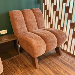 Burnt Orange Mid century Modern Chair. Solid Wood Legs. 